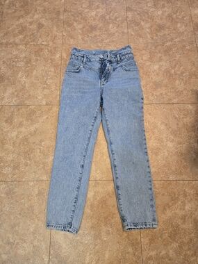 Mango Classic High-Rise Straight-Leg Jeans — Washed Blue
